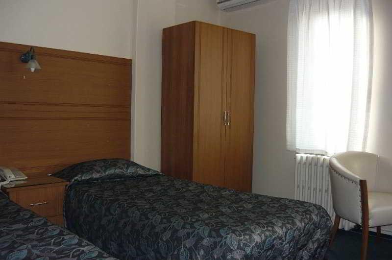 Bormali Hotel Corlu Bagian luar foto