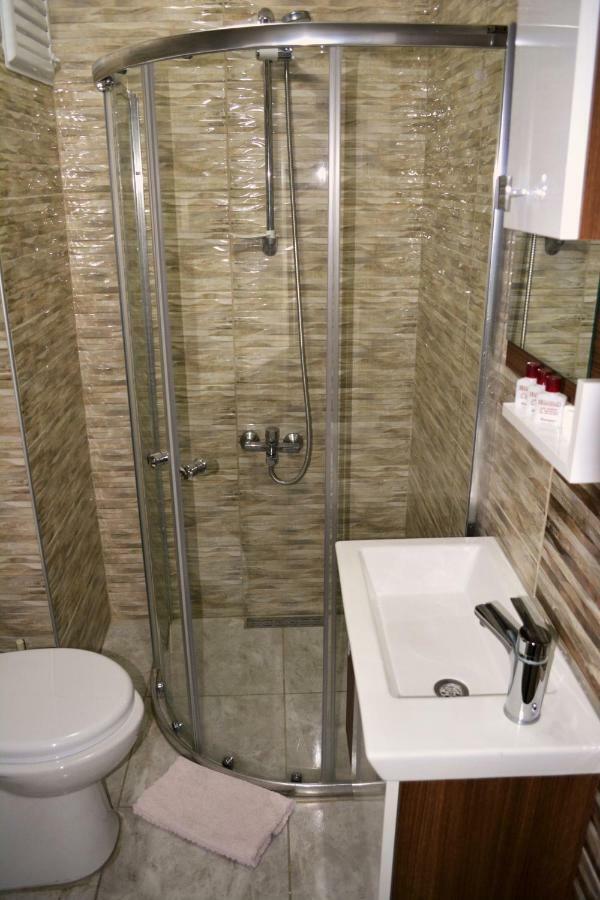 Bormali Hotel Corlu Bagian luar foto